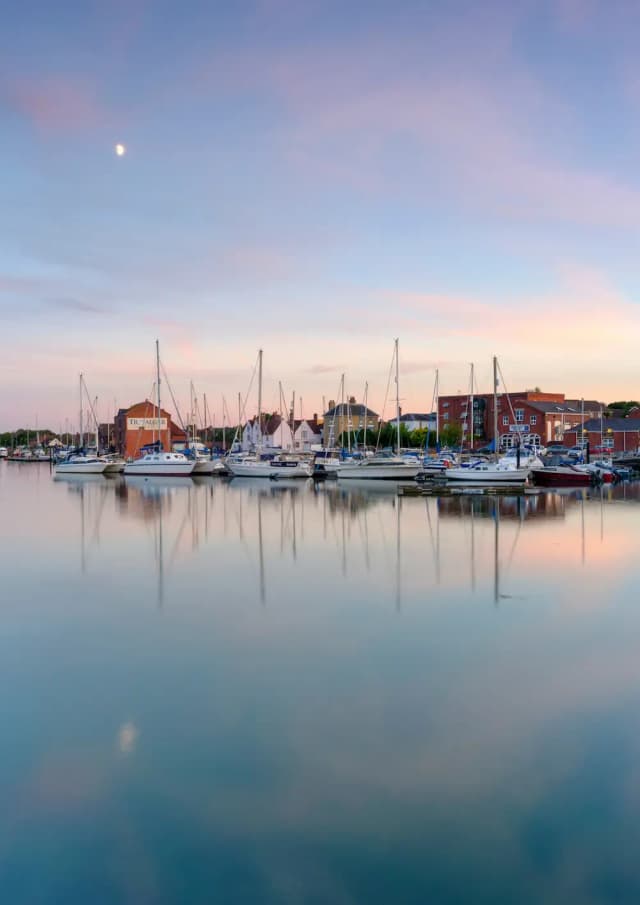 Veduta del porto di Fareham nel Regno Unito, città in cui WEP è presente con un proprio ufficio.