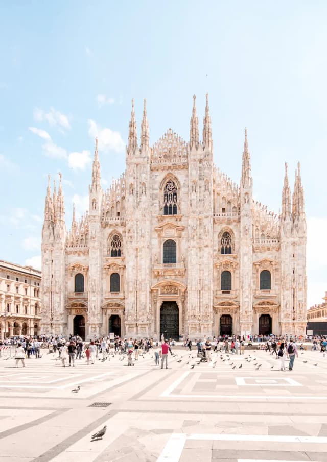 Il Duomo di Milano, una delle città italiane in cui WEP è presente con un proprio ufficio.